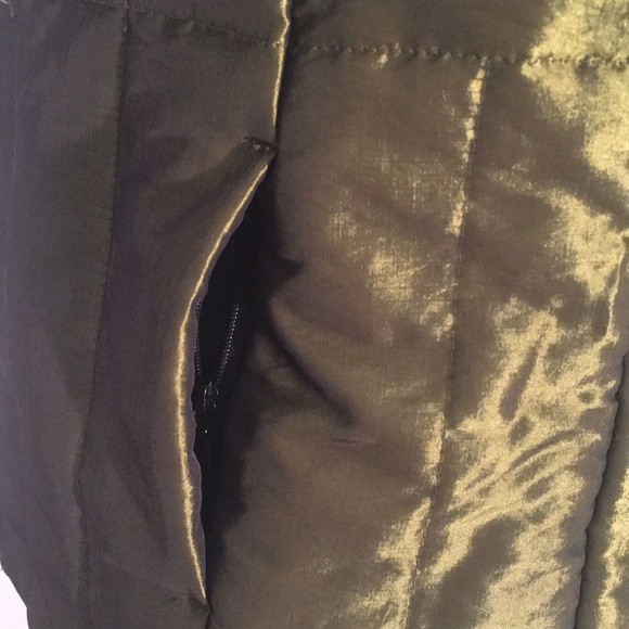 ✅ SOLD Metallic Green Ladies MED Zippered Vest - Picture 3 of 5